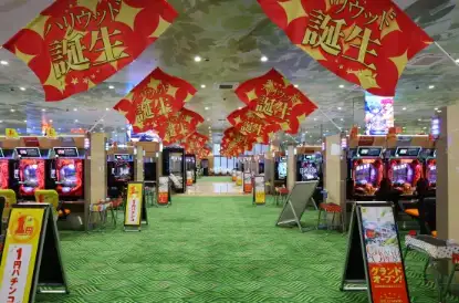 スーパーハリウッド岡山本店